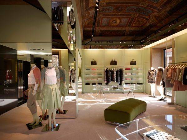 Итальянская одежда и обувь: лучшие бренды, аутлеты и шоп-туры