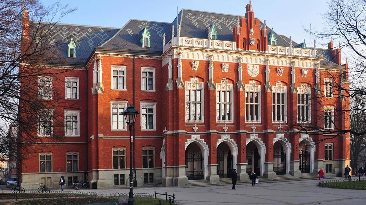 Лучшие университеты Кракова для абитуриентов из Восточной Европы