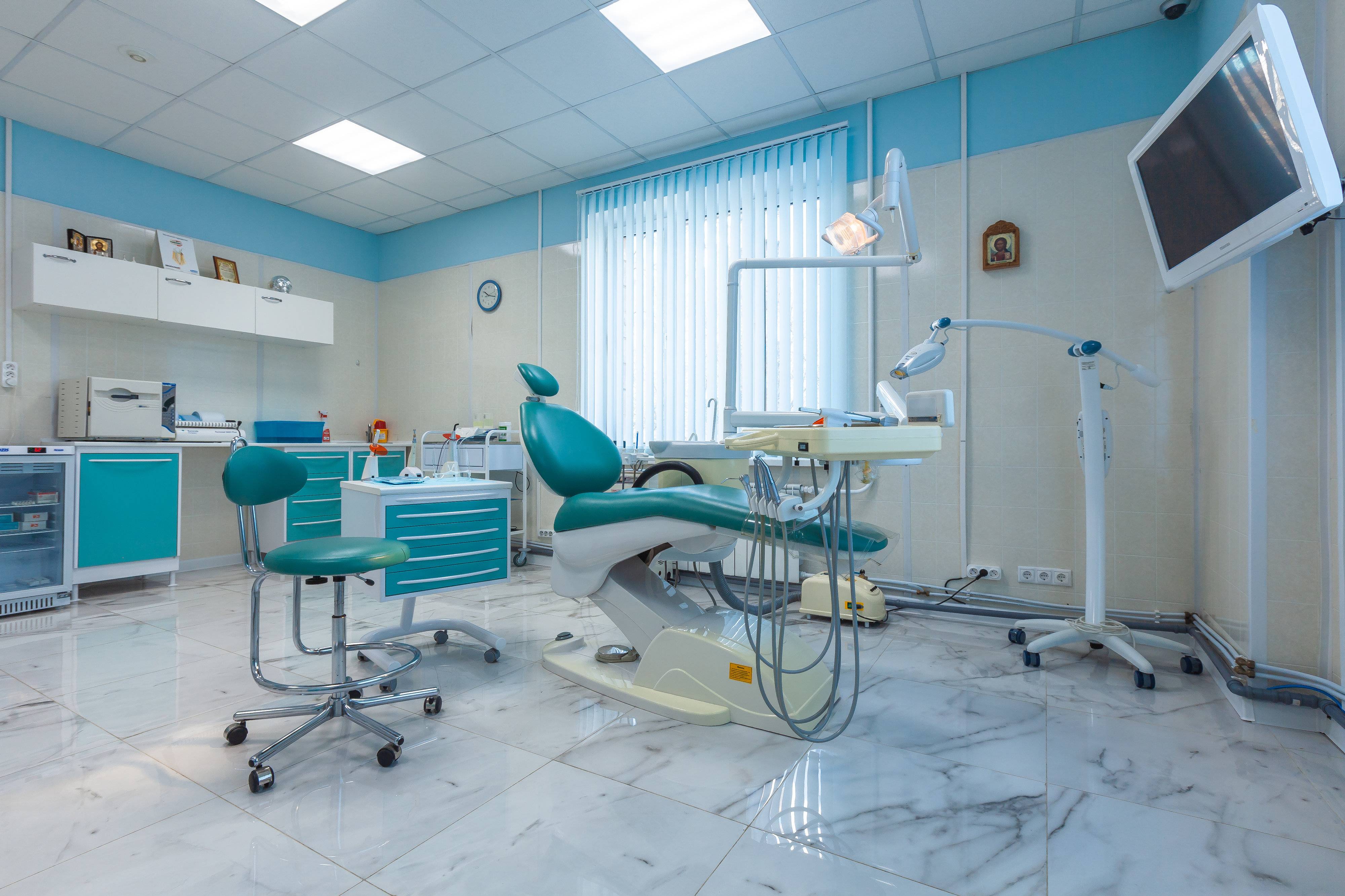 Главный принцип лечения зубов в германии — спасение собственных зубов пациента