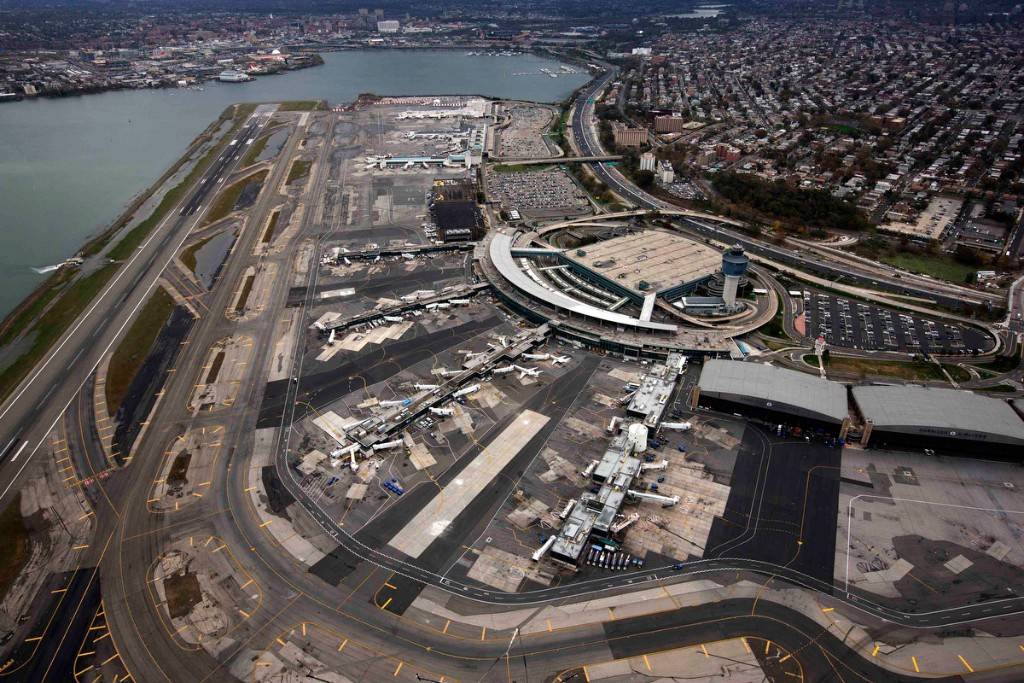 Аэропорты Нью-Йорка: рейсы, инфраструктура и маршруты