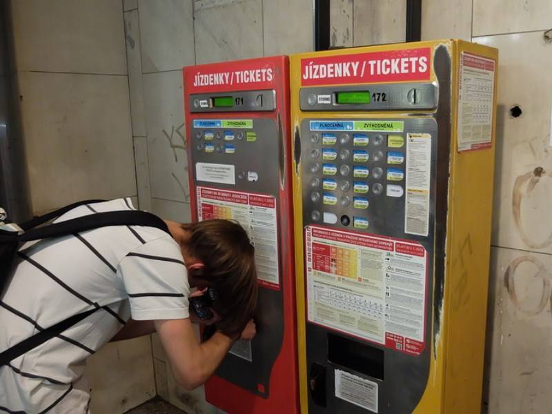 Проездные билеты в москве: для метро, наземного транспорта - автобусов, троллейбусов, трамваев. стоимость, сколько поездок, тарифы.