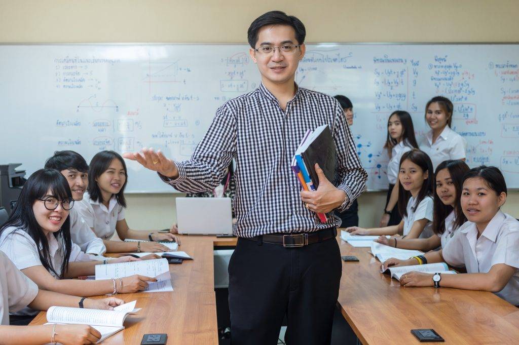 Как уехать работать в китай? реальная история учителя английского языка