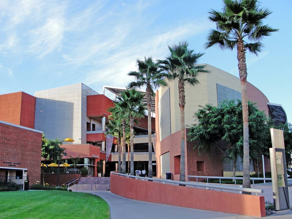 Калифорнийский университет в лос-анджелесе — википедия