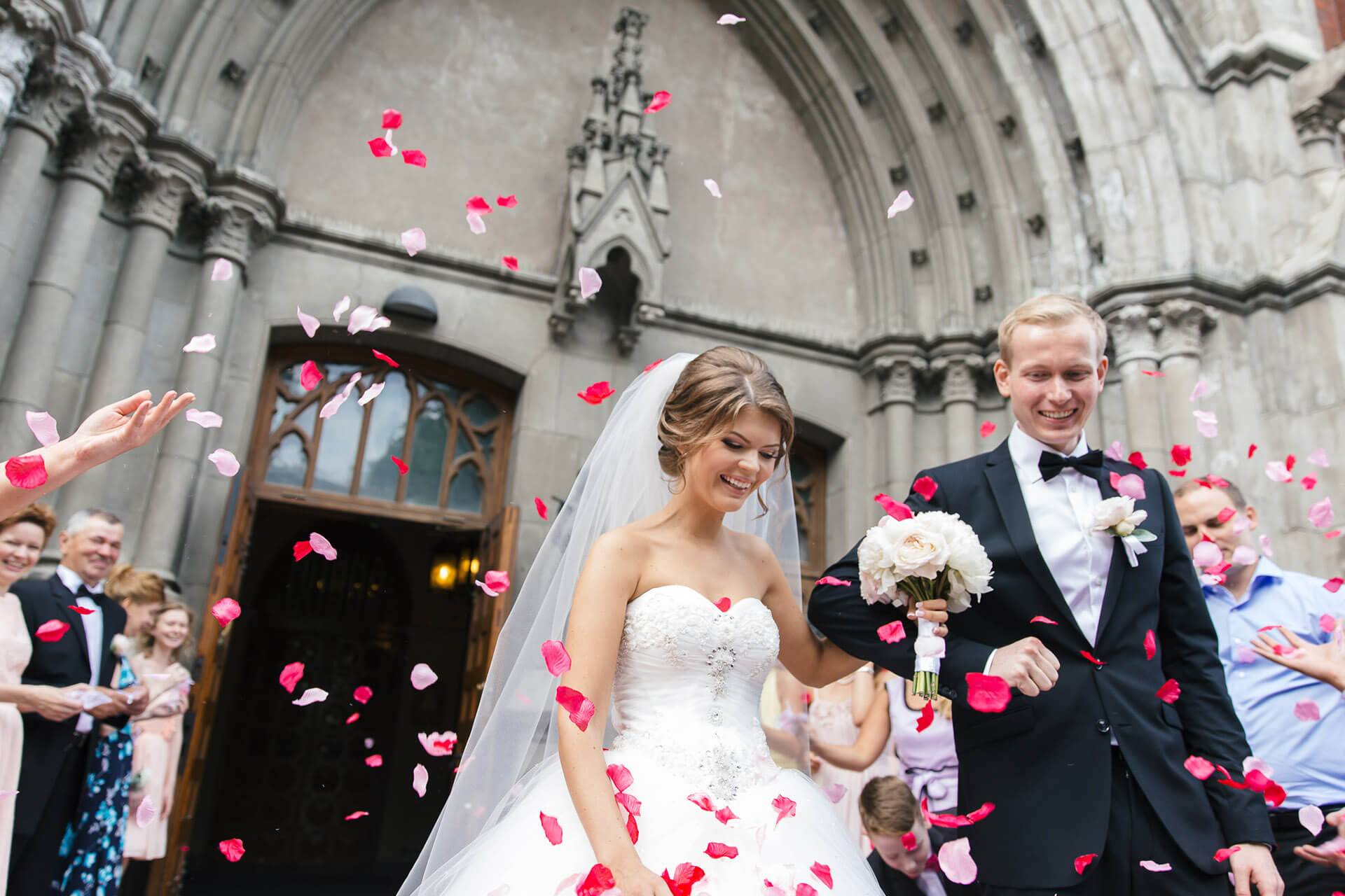 Выйти замуж за канадца как способ иммиграции или супружеское спонсорство