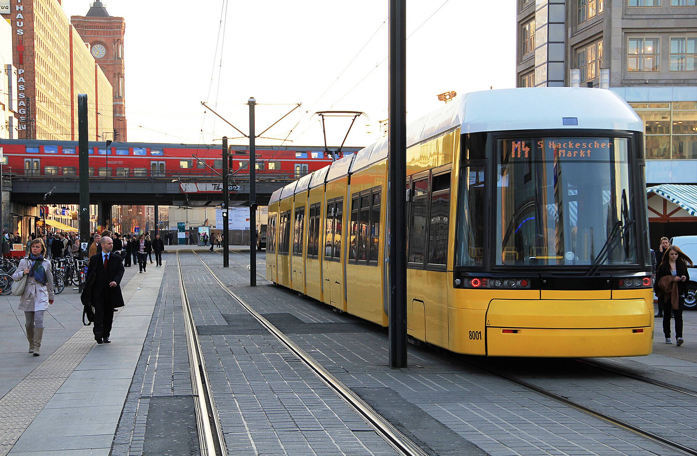 Общественный транспорт в берлине 2021: цены, билеты, как пользоваться. карта метро, автобусы, трамваи, такси — туристер.ру