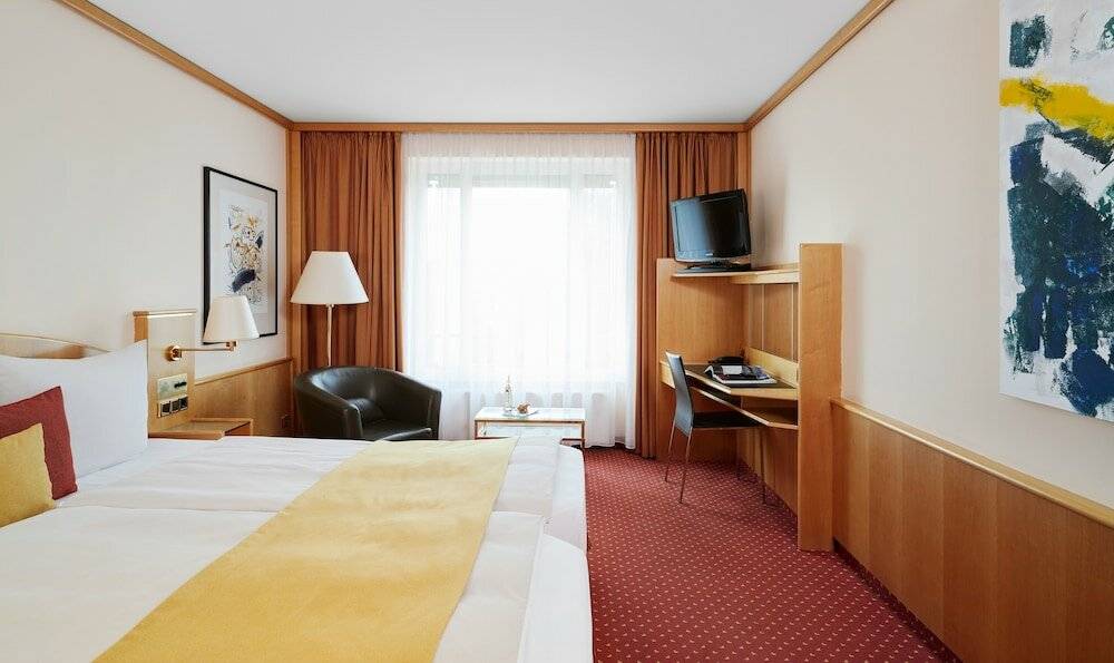 Гостиница берлин, москва. узнайте о гостинице больше перед тем как сделать бронирование