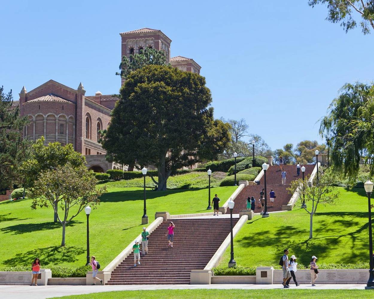 Калифорнийский университет в лос-анджелесе