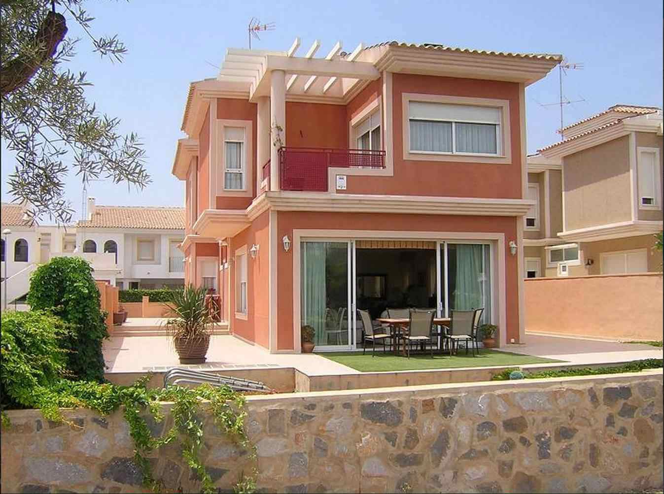 Как выбрать риэлтора, чтобы продать недвижимость в испании?