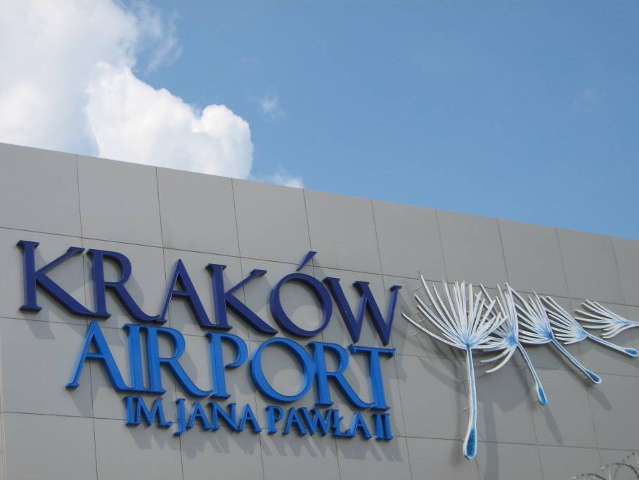 Второй по значимости аэропорт Польши – Краков-Балице имени Иоанна Павла II