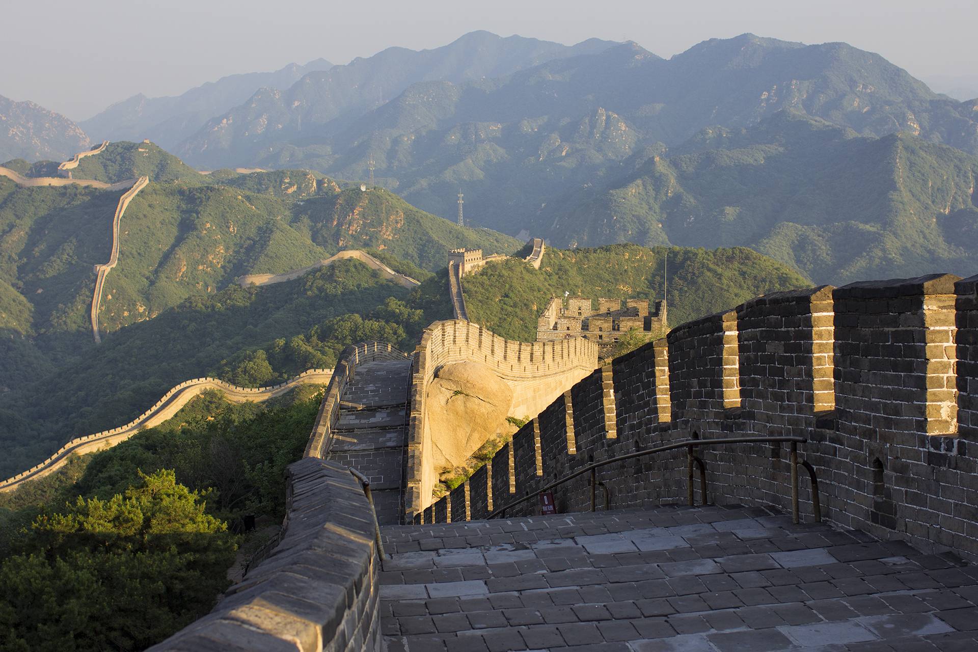 Кто строил великую китайскую стену
