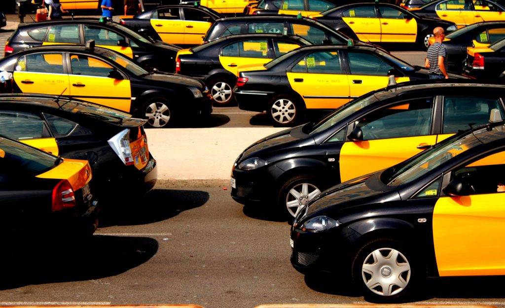 Такси в барселоне: цена, особенности и поездки из аэропорта