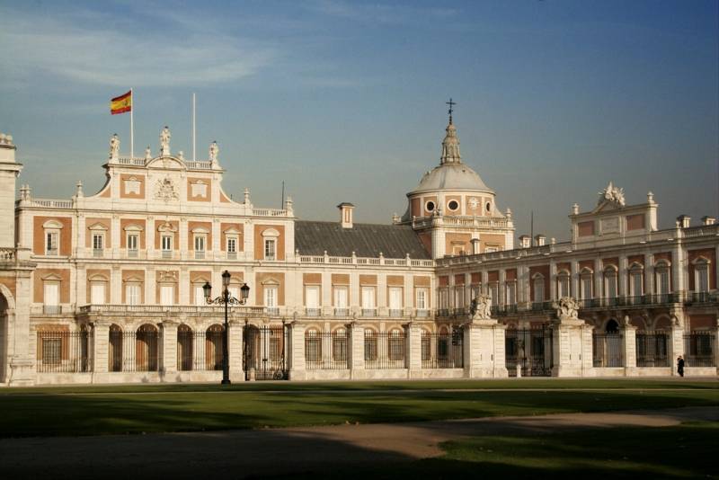 Королевский дворец в мадриде (palacio real de madrid)