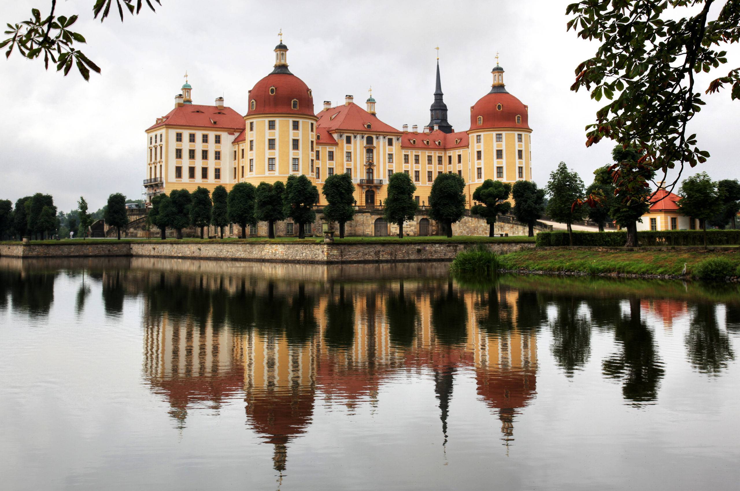 Замок морицбург под дрезденом: почти резиденция золушки