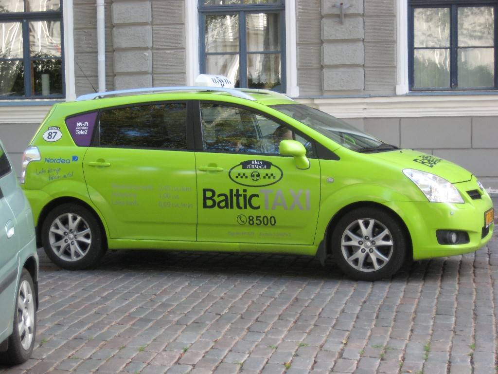 Особенности работы такси в Латвии