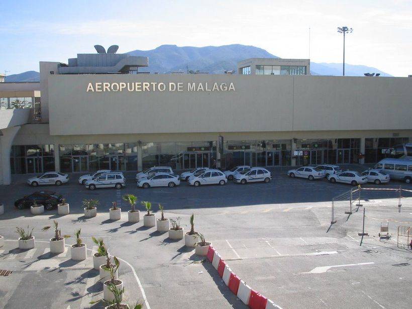Аэропорт малага и как добраться до своего отеля