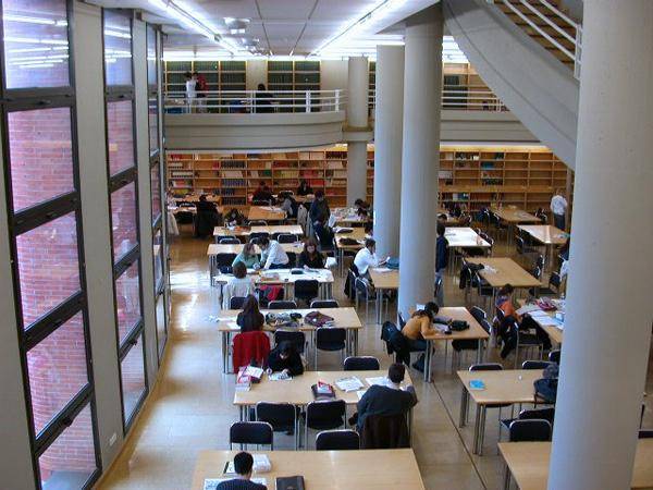 Мадридский университет комплутенсе: правила поступления и условия обучения