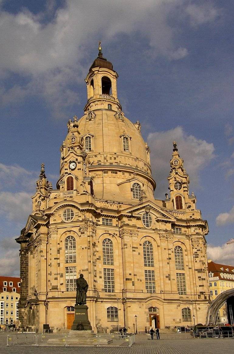 Церковь азамкирхе в мюнхене - роскошь, великолепие и богатство