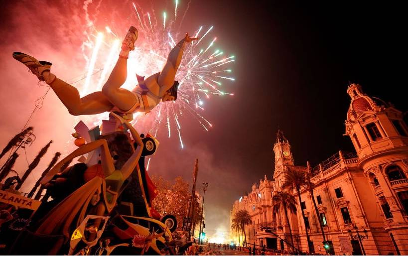 Фестиваль Огня в Валенсии
