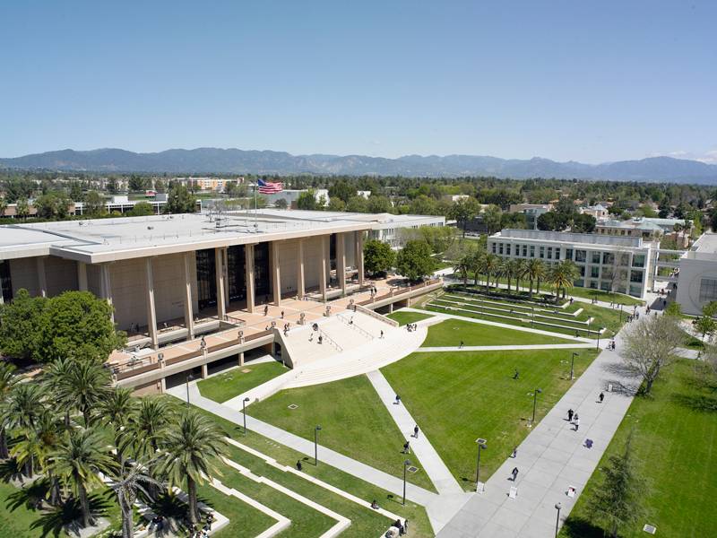 Образование и обучение в калифорнии: лучшие университеты и вузы в 2020 году