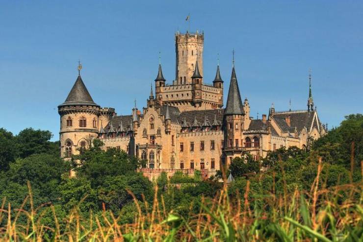Неоготическая жемчужина германии – замок мариенбург