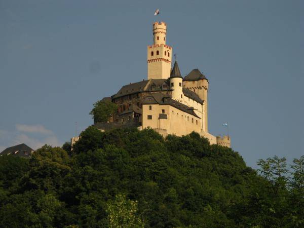 Замок мальборк (мариенбург): самый большой кирпичный замок