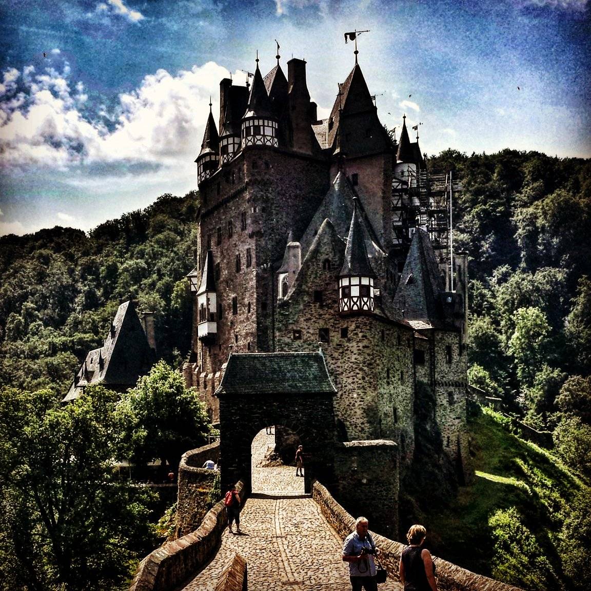 Замок эльц, германия – описание и фото внутри и снаружи