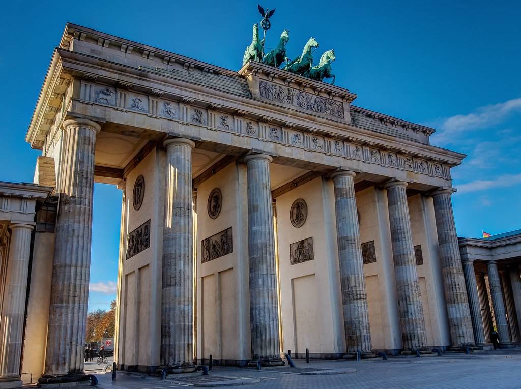 Бранденбургские ворота в берлине – свидетели немецкой истории – так удобно!  traveltu.ru